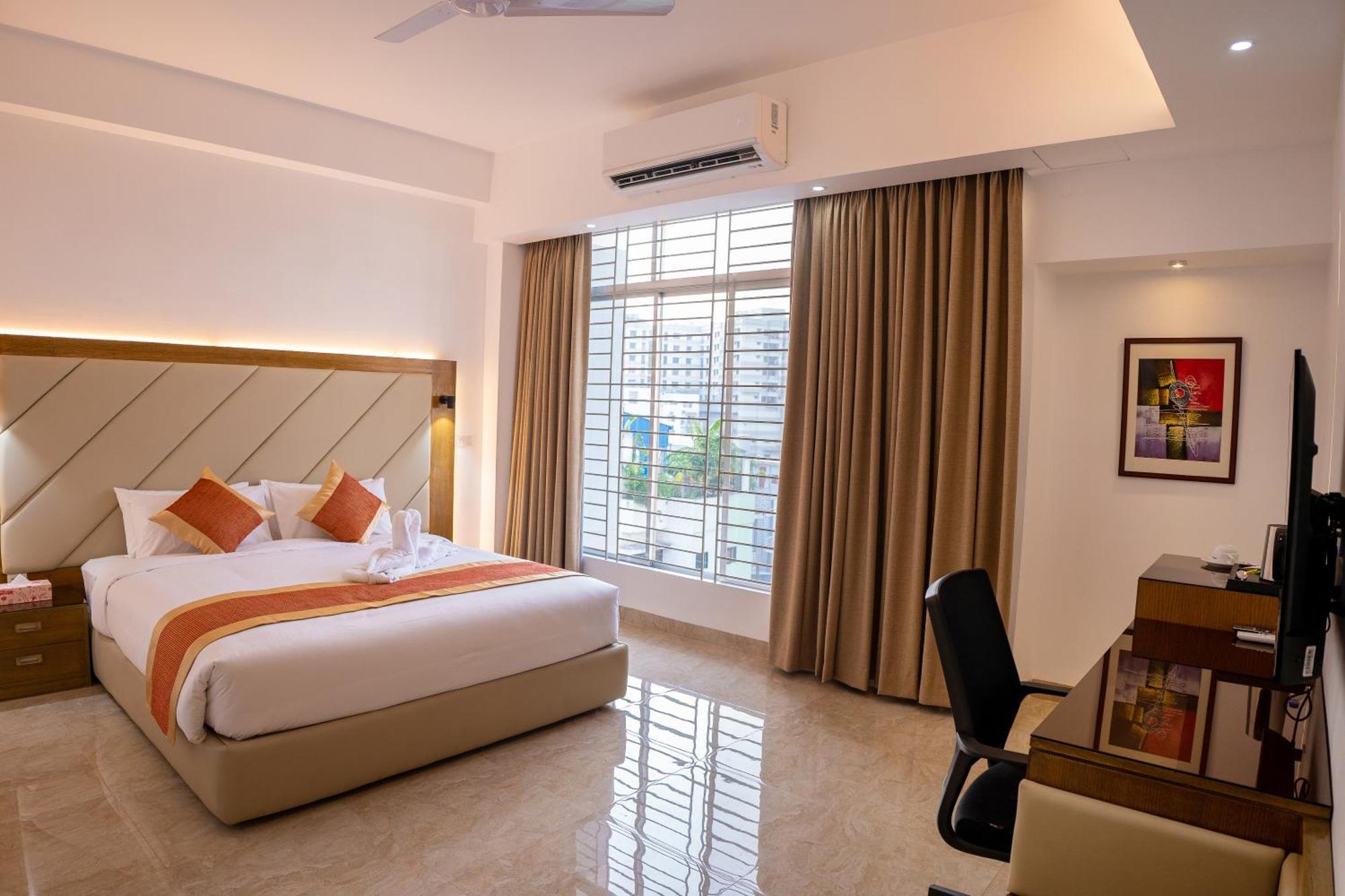 Hotel Studio23 Дака Екстериор снимка